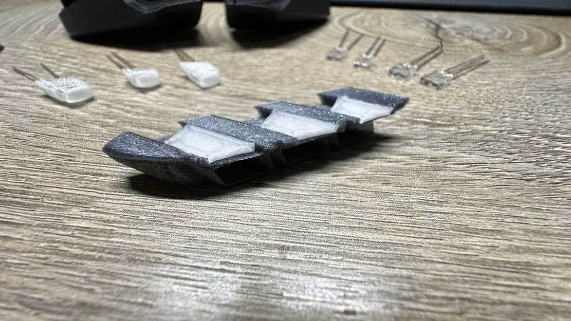 Đèn LED trước cho xe RC 1/10 Mustang Dark Horse - Image 4