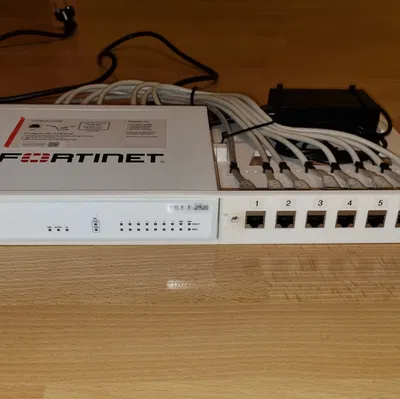 Giá rack 19" 1U cho FortiGate 60E-DSL