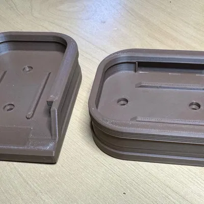 Kẹp pin Makita 40V gắn tường (Makita 40V Battery Clip)