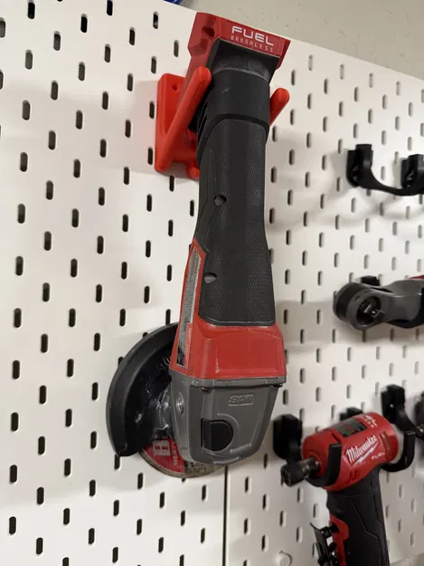 Giá đỡ máy mài Milwaukee M18 cho pegboard IKEA SKADIS - Image 1