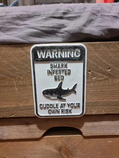 Bảng hài “Cuddle at Your Own Risk” với cá mập IKEA Blåhaj - Image 3