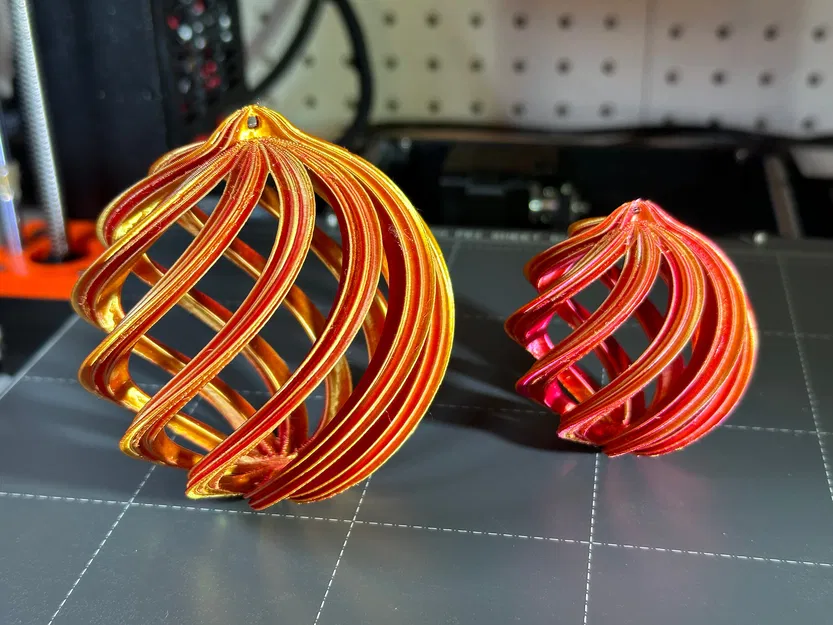 Quả Châu Noel Xoắn Ốc Nguyên Bản (Original Spiral Christmas Balls) - Image 3