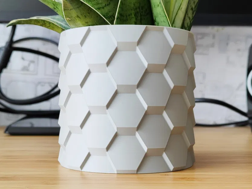 Chậu cây lục giác Sci‑Fi & chậu trang trí – thiết kế Vase Mode - Image 1