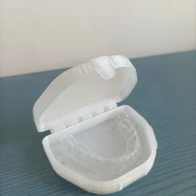 Hộp Đựng Khay Niềng Răng Trong Suốt (1 hoặc 2 khay)