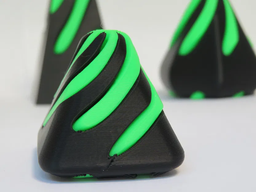 Kim tự tháp vuông Passthrough “Vô dụng” (The BEST Series) - Image 8