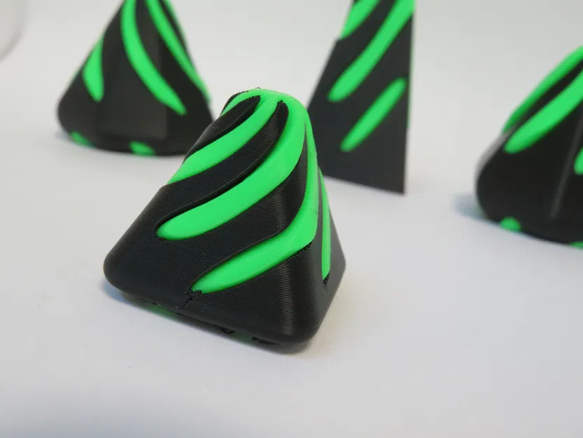 Kim tự tháp vuông Passthrough “Vô dụng” (The BEST Series) - Image 11