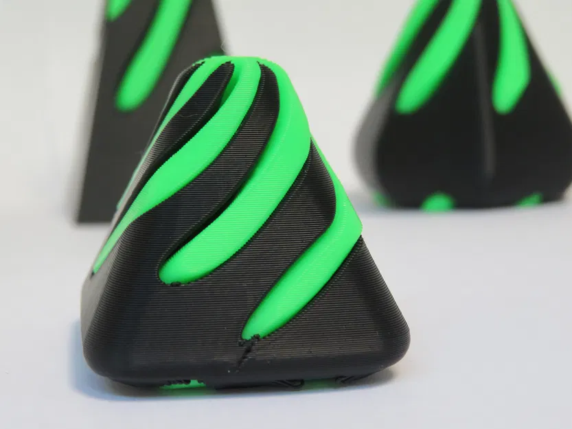 Kim tự tháp vuông Passthrough “Vô dụng” (The BEST Series) - Image 12