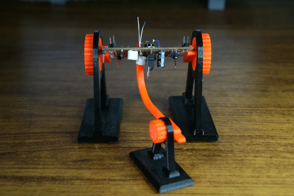 Bộ Giá Đỡ Perfboard và Trợ Giữ Linh Kiện Khi Hàn (Perfboard Holder and Helper) - Image 3