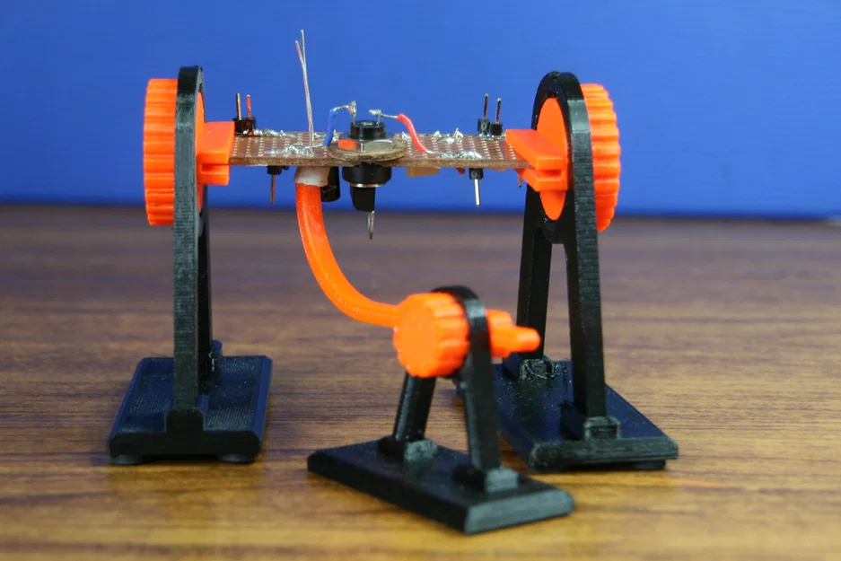 Bộ Giá Đỡ Perfboard và Trợ Giữ Linh Kiện Khi Hàn (Perfboard Holder and Helper) - Image 4