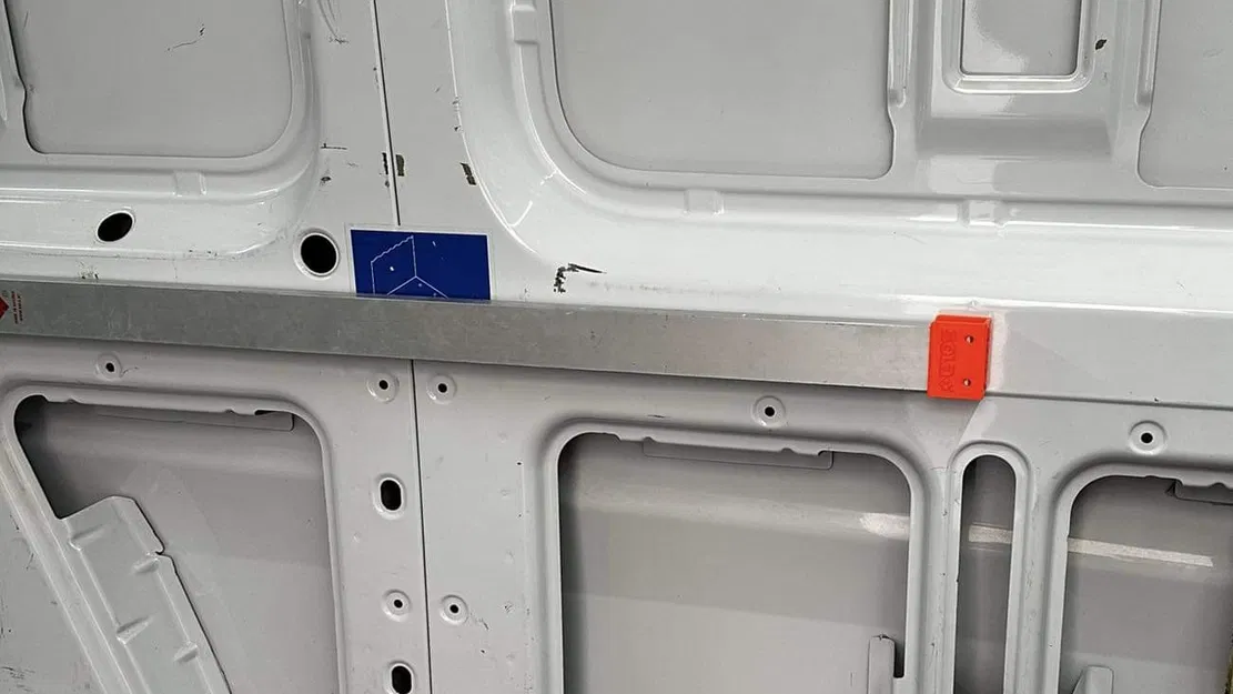 Giá treo tường thước thủy SOLA (SOLA Spirit level wall mount) - Image 1