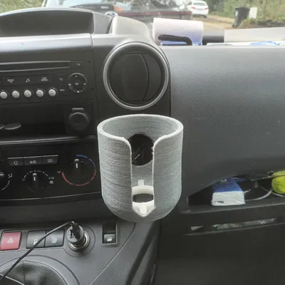 Khay giữ ly cho Citroen Berlingo/Peugeot Partner gen 2 (2008–2018)