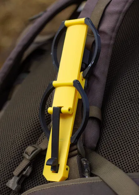 Can holder gập gọn cho quai balo (backpack strap) - Image 3