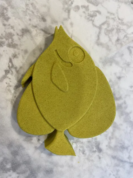 Khuôn cát cá Yellow Tang – đồ chơi đi biển - Image 1