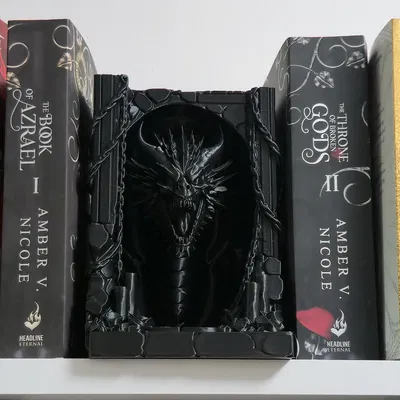 Chặn sách Rồng Đen – Kệ sách rồng phong cách Gothic