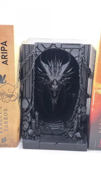 Chặn sách Rồng Đen – Kệ sách rồng phong cách Gothic - Image 2