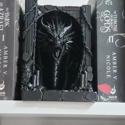 Chặn sách Rồng Đen – Kệ sách rồng phong cách Gothic