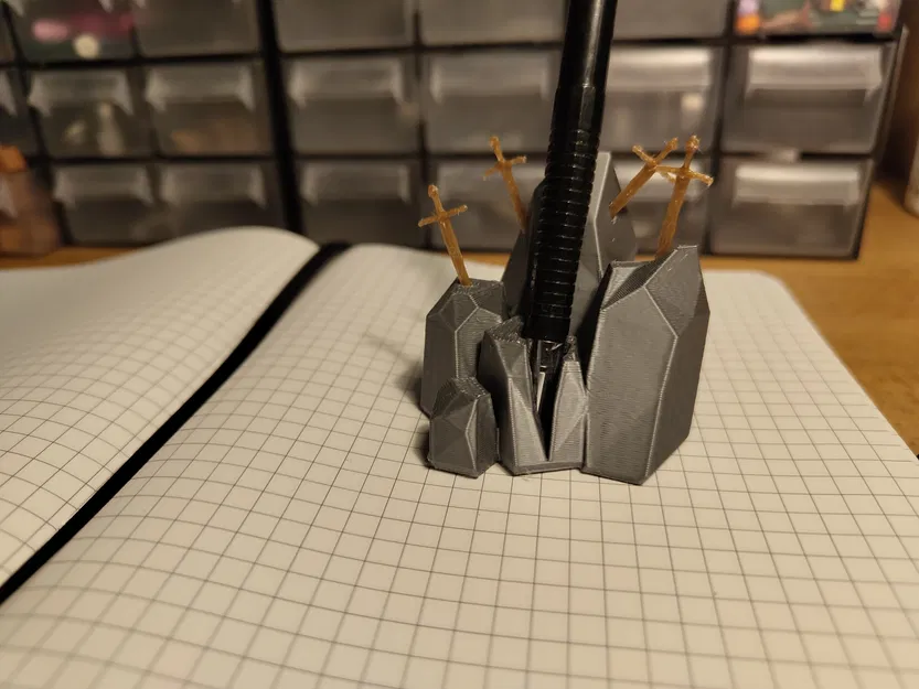 Giá Cắm Bút Excalibur (Excalibur Pen Stand) - Image 2