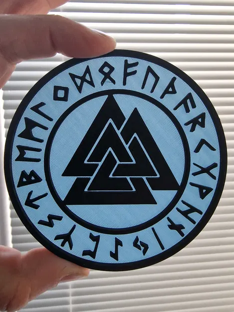 Mô Hình 3D Biểu Tượng Valknut Và Chữ Rune Viking - Image 2