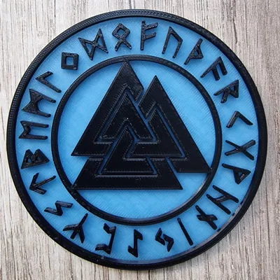 Mô Hình 3D Biểu Tượng Valknut Và Chữ Rune Viking