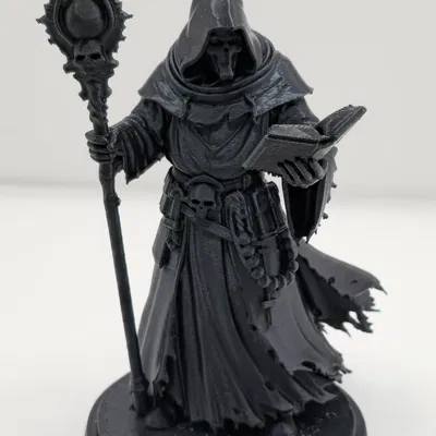 Zareth, Skull Necro Mage Figurine