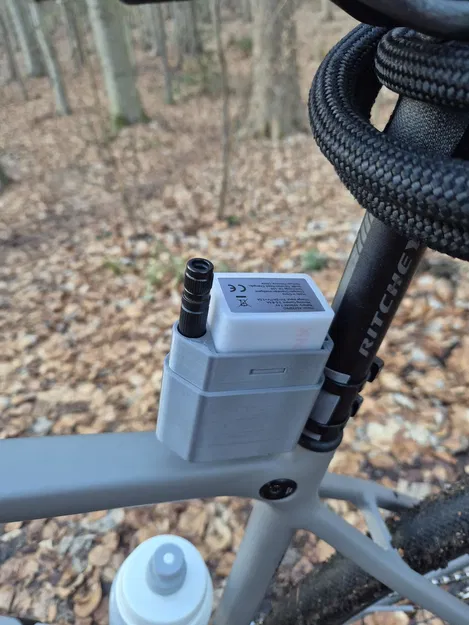 Hộp Đựng Máy Bơm Airbank Pocket 2 PRO Gắn Khung Xe Đạp - Image 1