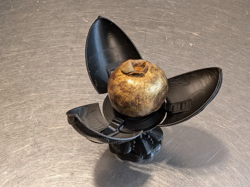 Trứng Fabergé Cơ Khí (The Mechanical Fabergé Egg) - Image 11