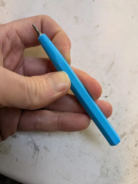 Cây Giữ Mũi Khoan 4mm Mini Có Nam Châm Tiện Lợi - Image 1