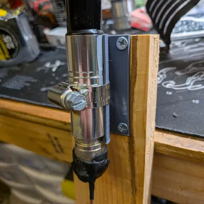 Giá đỡ anten LoraWan (LoraWan Antenna Mount)