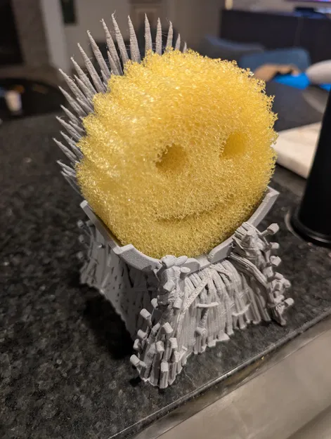 Giá Đỡ Miếng Rửa Bát Hình Ngai Vàng Sắt Độc Đáo - Image 3