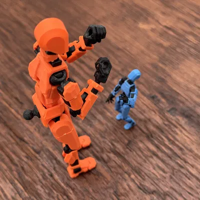 Dummy 13 nhỏ nhất thế giới! Chỉ 45% kích thước bản gốc!