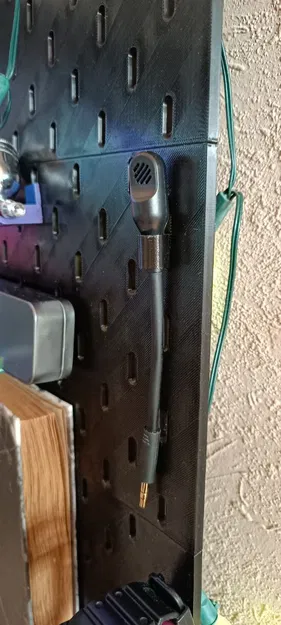 Kẹp Micrô 3D Treo Bảng SKADIS Tiện Lợi - Image 1