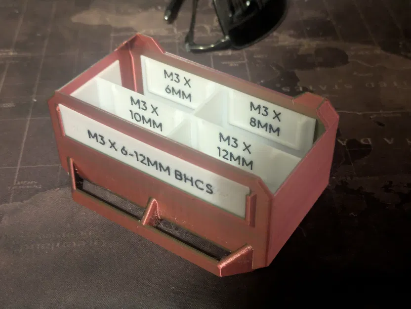 Khay chia ngăn đựng ốc vít M3 thông minh, có nhãn - Image 1