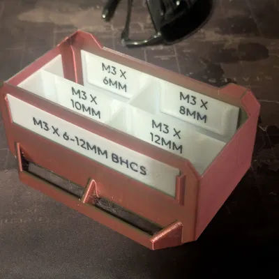 Khay chia ngăn đựng ốc vít M3 thông minh, có nhãn