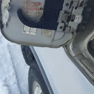 Kẹp Giữ Nắp Bình Xăng Xe HONDA CR-V RD1