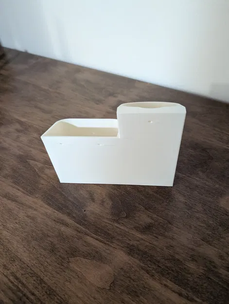 Đế treo tường iHome HandVac CV12 Wall Dock - Image 4