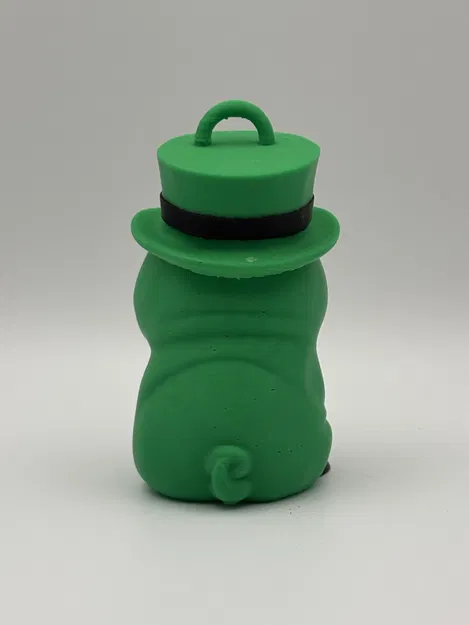 Mô hình Chó Pug St. Patrick - Trang phục Xanh May Mắn - Image 3