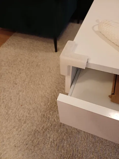 Thêm một miếng bảo vệ góc / Another corner protector - Image 3