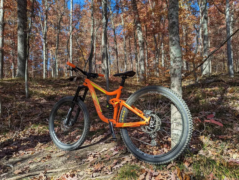 RockShox Super Deluxe Coil RT 160mm Lockout - Image 8