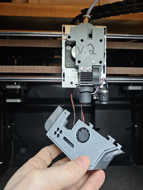 Dao cắt filament cho toolhead Qidi Max 3 - Image 2