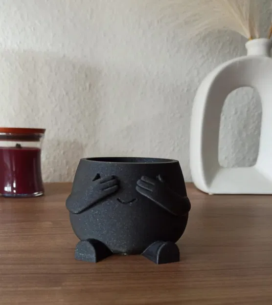 Chậu nhân vật “Shy-Guy” – Modern Planter - Image 3