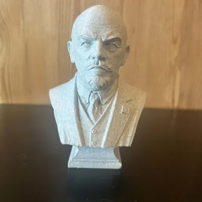 Vladimir Ilyich Ulyanov — Lenin — Tượng bán thân