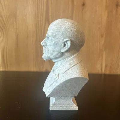 Vladimir Ilyich Ulyanov — Lenin — Tượng bán thân
