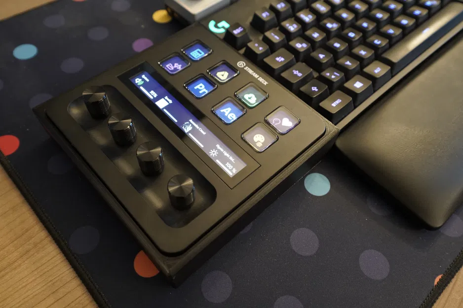 Ngàm Đỡ Phẳng cho Stream Deck Plus (Stream Deck Plus Flat Mount) - Image 1