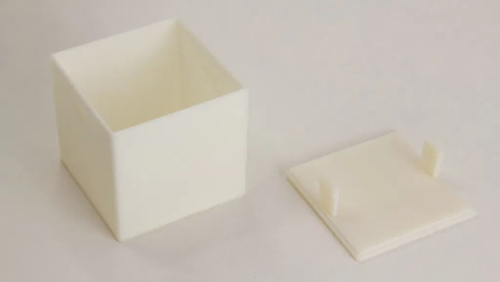 Hộp/Khối Cube Có Khóa v4 (Lockable Box / Cube v4) - Image 1