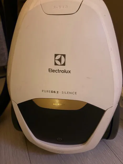 Bánh xe thay thế cho máy hút bụi Electrolux Pure D8.2 - Silence - Image 2