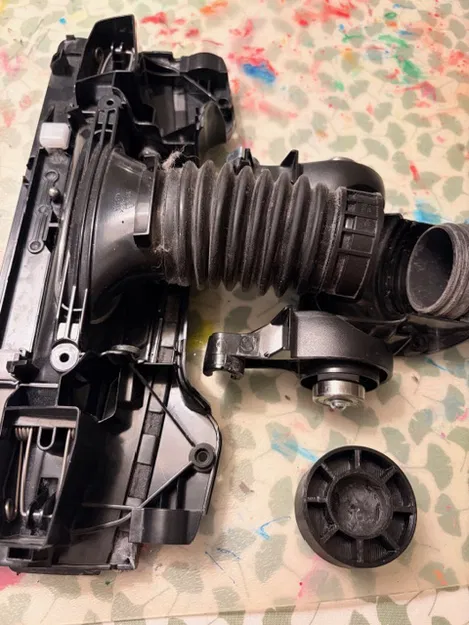 Bánh xe thay thế cho máy hút bụi Electrolux Pure D8.2 - Silence - Image 3