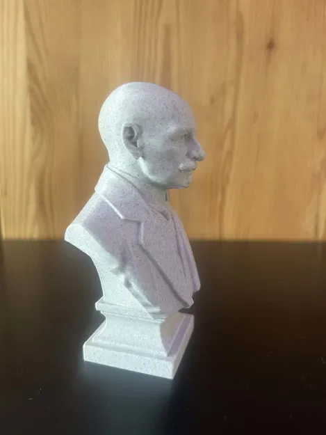 Mykhaïlo Mykhaïlovytch Kotsioubynsky — Tượng bán thân - Image 3