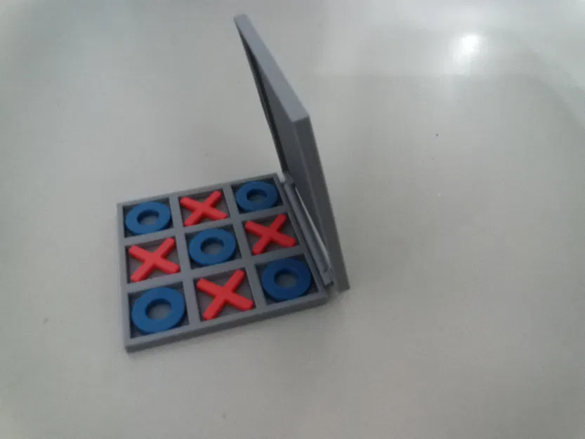 Travel Tic-Tac-Toe V2 – Bàn cờ gập bỏ túi dùng chốt filament 1.75 mm - Image 3