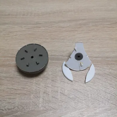 Súčiastka pre metličku - Linh kiện cho cây đánh trứng (whisk component)