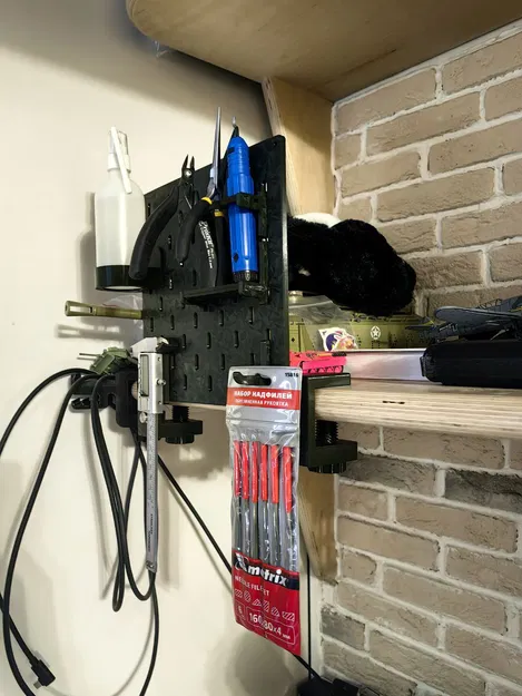 IKEA Skadis với vít kẹp bàn (clamping screws) - Image 3